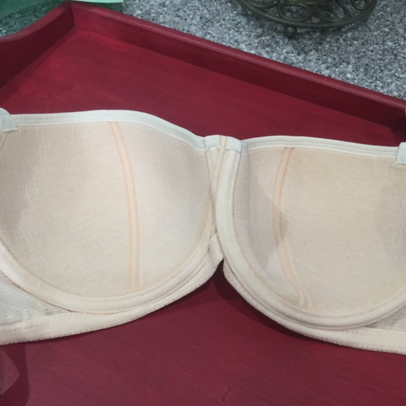 La Perla Blush & White Bra 36C - Picture 4 of 6